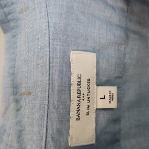 Banana Republic Factory Light Blue Button-Up Shirt